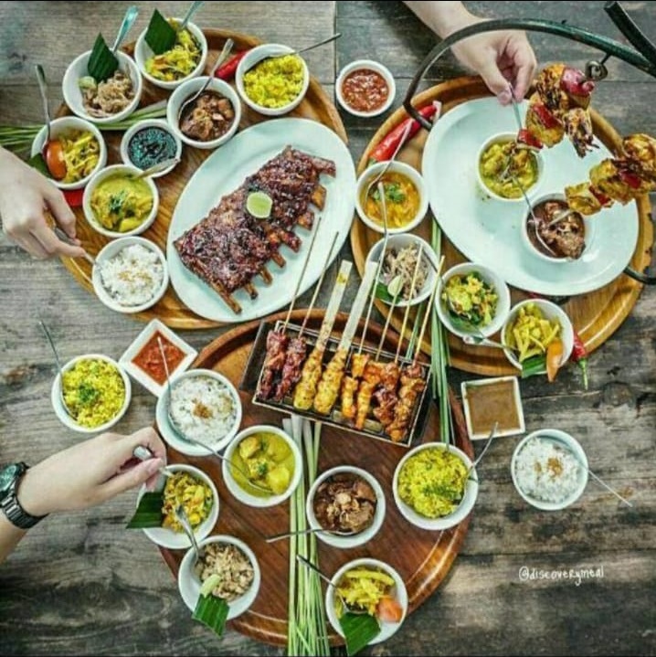 เกี่ยวกับ Warung Nia Balinese Food & Pork Ribs