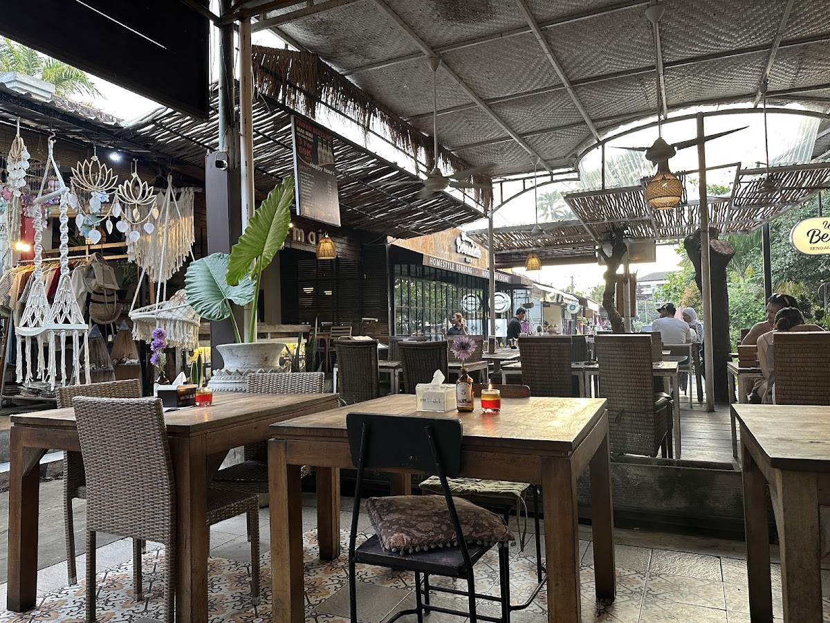 5 เรื่องที่คุณอาจไม่รู้เกี่ยวกับ Warung Nia Balinese Food & Pork Ribs