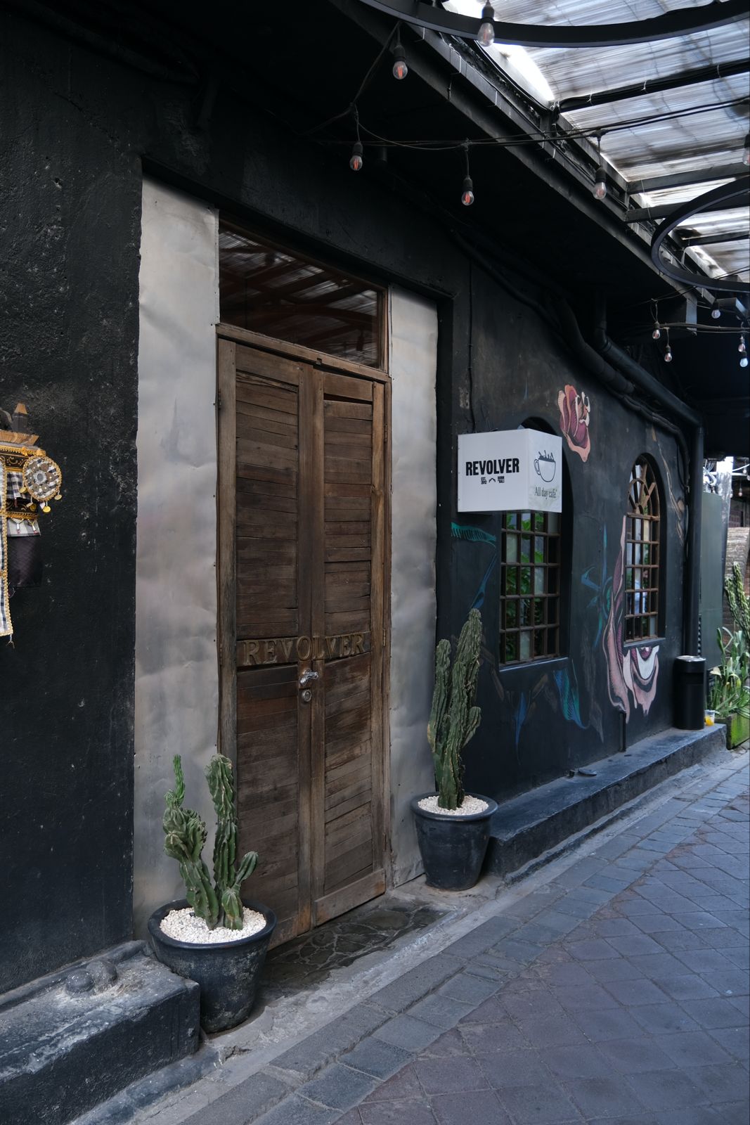 5 เรื่องที่คุณอาจไม่รู้เกี่ยวกับ Revolver Seminyak