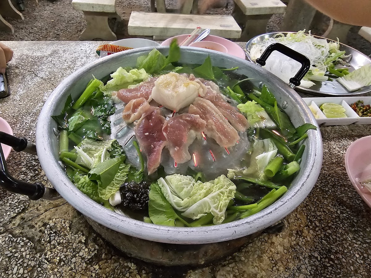 5 เรื่องที่คุณอาจไม่รู้เกี่ยวกับ ร้านน้องเล็กหมูย่างเกาหลี