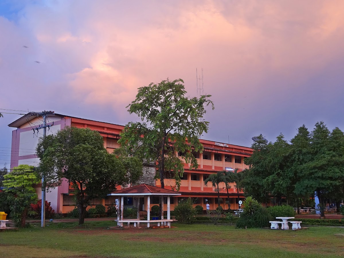 เปิดเบื้องหลัง: วันหนึ่งของทีม โรงเรียนสตรีประเสริฐศิลป์